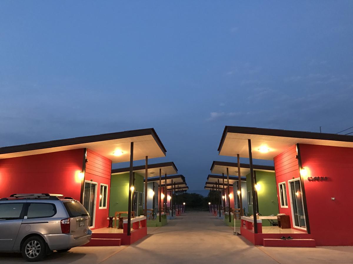 Piarnsri Resort Ban Chak Lao Exterior photo